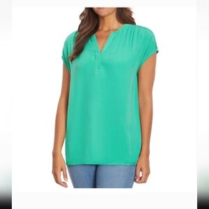 NWT Nine West Green Spruce Top